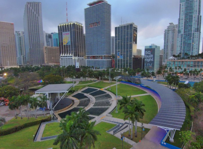 Sarasota park bayfront mustseesarasota